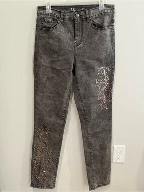 DG2 10T Embroidered Grey Wash Women's Jeans Sequin Floral Design 417